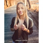 blondyneczk97 profile picture