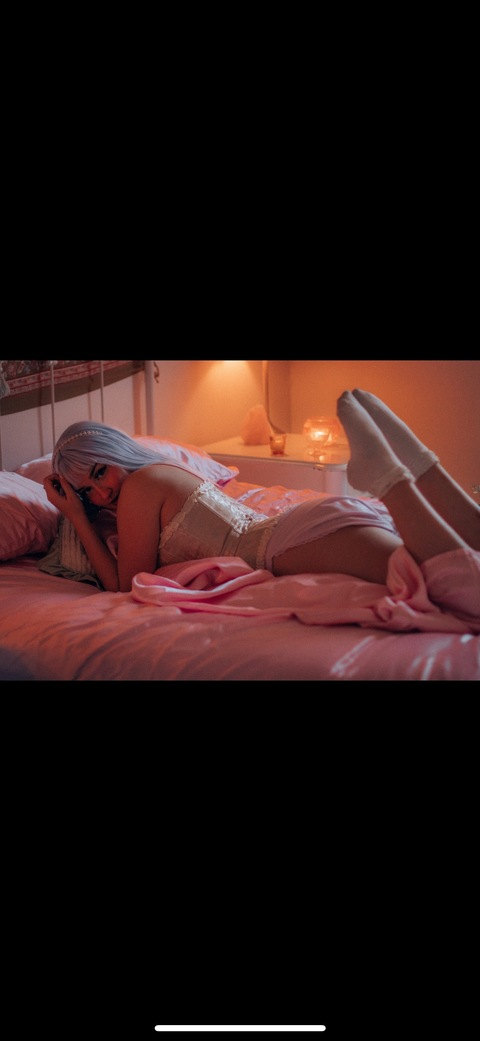 Header of bluethevirgo