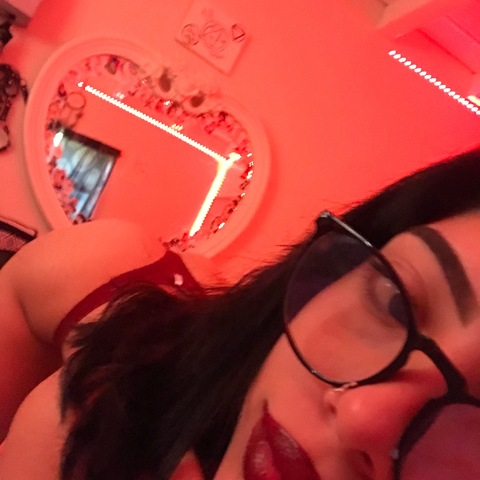 Header of courtneyabreuu