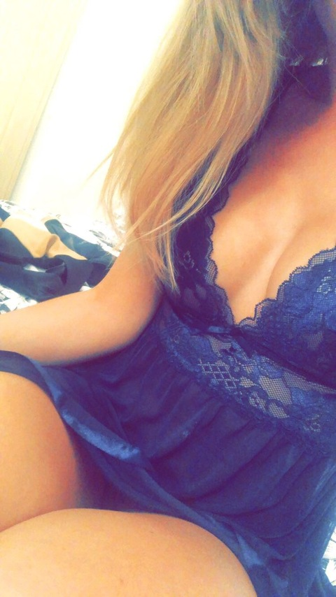 Header of delilahxox