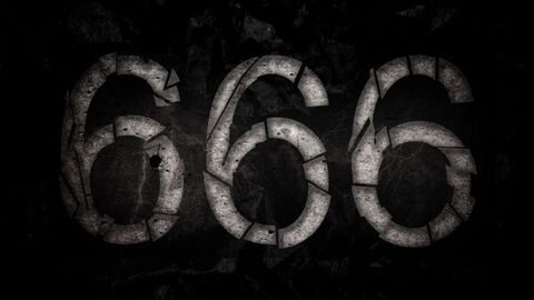 Header of lilcurvy666