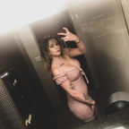 livlively (Liv Lively) OnlyFans Leaked Content 

 profile picture