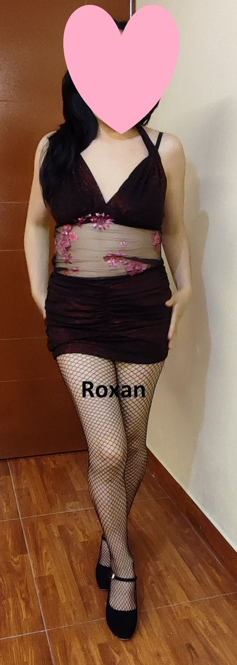 Header of roxanndanae