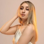 Scarlet (@sexyscarlet22) Leak OnlyFans 

 profile picture