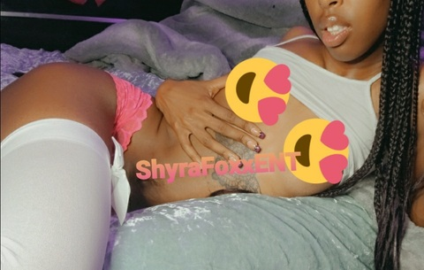 Header of shyra_foxx