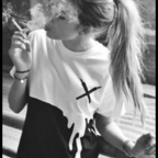 Smoking Queen smokingqueen Leak OnlyFans 

 profile picture