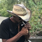 Download throbbinhood090 OnlyFans content for free 

 profile picture