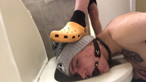 Header of yung_creep